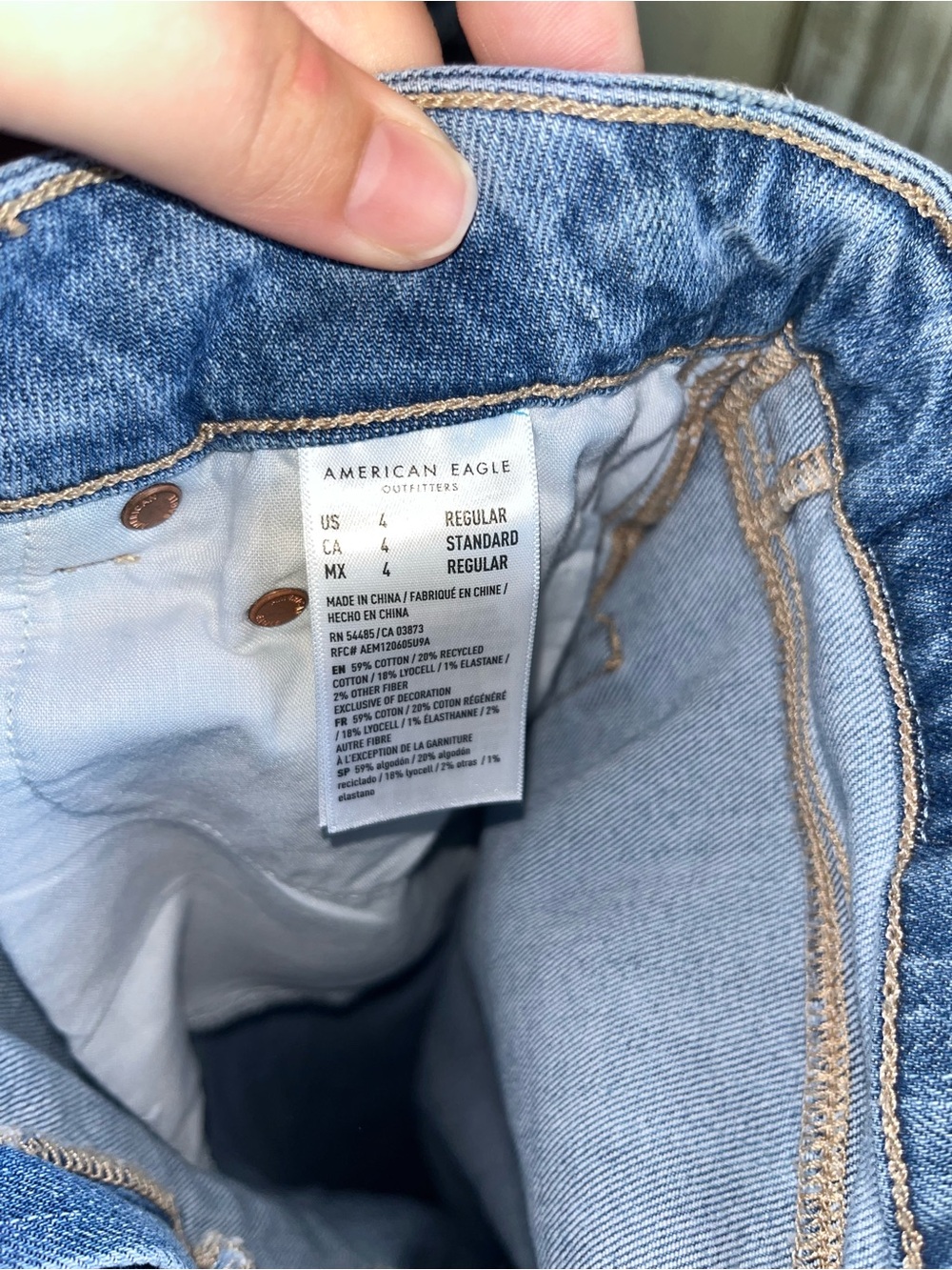 American Eagle Super High Rise Baggy Wide Leg Jeans Medium Wash Size 4 - Picture 10 of 10